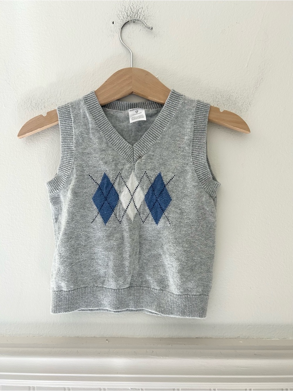 Carter's 9 Months Gray Sweater Vest with Blue and White Argyle